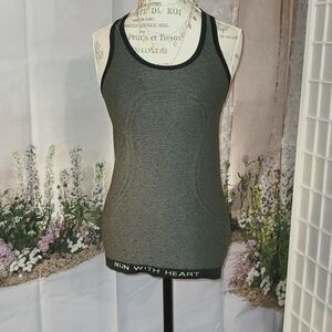 Lululemon reversible tank